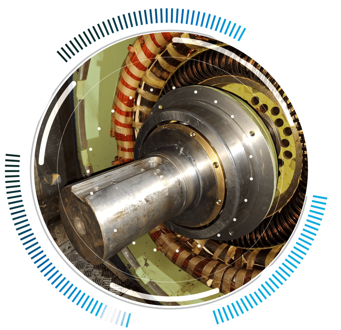 skywings.com.pl - Close-up of a large industrial machine shaft with metal coils and gears, surrounded by a circular digital graphic overlay—ideal for illustrating gearbox bush replacement or wind turbine servicing applications. Wind Turbine Service & Maintenance, Windenergieanlagen-Service & Instandhaltung